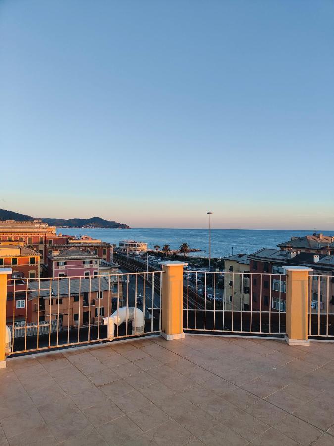 Elenaesimone Appartement Lavagna Buitenkant foto